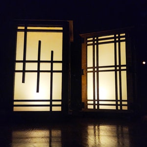 Maple Shoji Lantern: Patterned Tabletop Light
