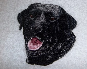 Towel, shower towel embroidered with a Labrador/dog and name