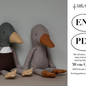 Bambola di pezza di peluche da 30 cm per realizzare cartamodello PDF e tutorial per cucire l'oca