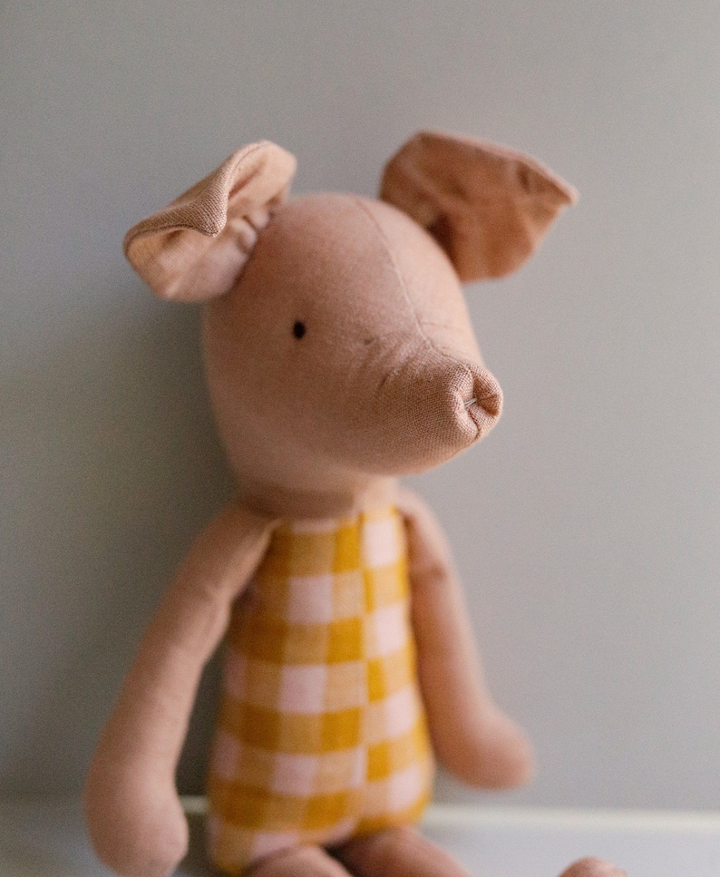 30 cm soft toy rag doll making Piglet sewing PDF pattern and tutorial zdjęcie 4