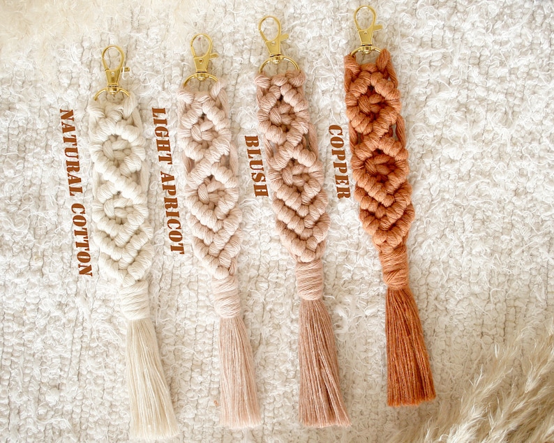 Macrame Keychain, Handmade Gift Idea, Made from Recycled Cotton Cord, Favours, Boho Bag Accessory, Christmas Stocking Fillers, Macrame gift Blush