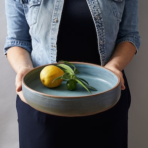 Round Light Blue Ceramic Casserole Baking Dish, Handmade Oven to Table Pottery Serving Bowl