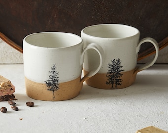 Lot de 2 tasses en céramique blanche, Ensemble de tasses à café faites main en poterie avec anse, Grandes tasses à thé droites et confortables, Mugs au look rustique et moderne