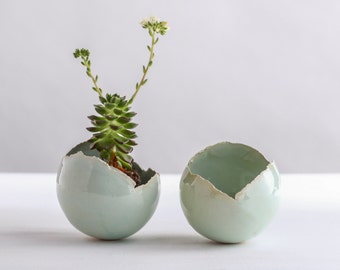 Set of 2 Small Light Green Ceramic Vases