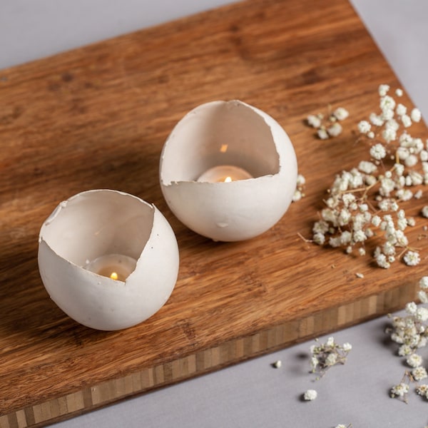 Set of 2 White Ceramic Candle Holders