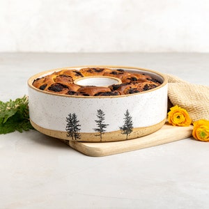 Handmade Pottery White Gugelhupf Cake Baking Pan, Ceramic Bundt Baking Dish, Ring Cake Baking Pan, Wedding Gift image 5