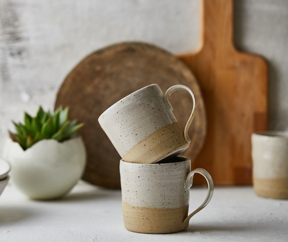 Koffiekopjes 350 ml, set van 2 keramische mokken, handgemaakte keramische koffiekopjes met handvat, gebakken kopjes, retro theekopjes, vaatwasserbestendig, magnetronbestendig, melkbeker voor thee