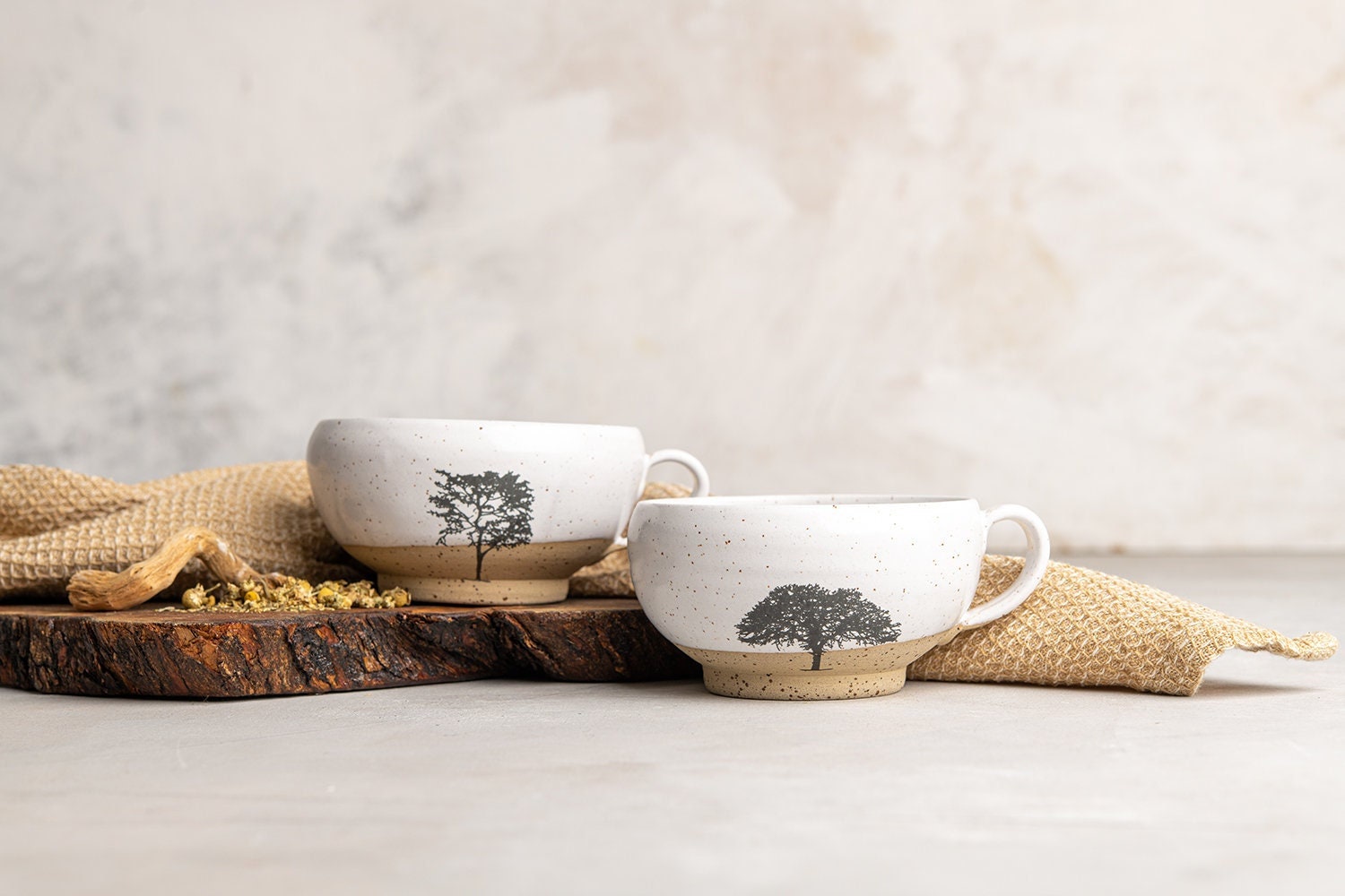 LINVIA Ceramic Coffee Mug, 12 Oz Small Novelty Unique Teacup With Handle, Stoneware Cup For Tea Mocha Latte Cappuccino (Set Of 2, Ivy And Leaf