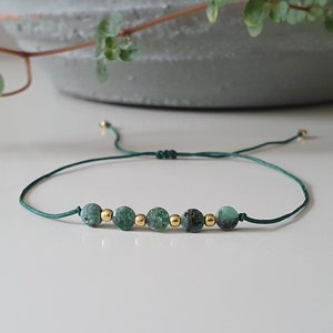 Delicate emerald bracelet with 925 silver beads - emerald jewelry - emerald bracelet - gemstone bracelet - boho - bohemian jewelry - gemstones