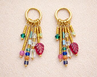 MAGIC LEAF HOOPS | Golden, colorful huggie hoop earrings with interchangeable charms | Stainless steel | Leaf | Playful | Earrings | Boho