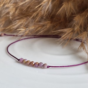 Zartes LEPIDOLITH Armband | Lepidolith Schmuck | Edelstein Armband | filigranes Edelsteinarmband | Freundschaftsarmband | Heilstein 画像 3