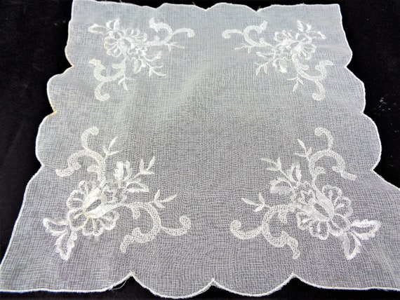 white lace handkerchief