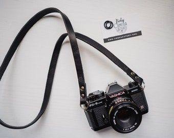 Leather camera strap. Color Black. Handmade in Italy with genuine Tuscany Leather.