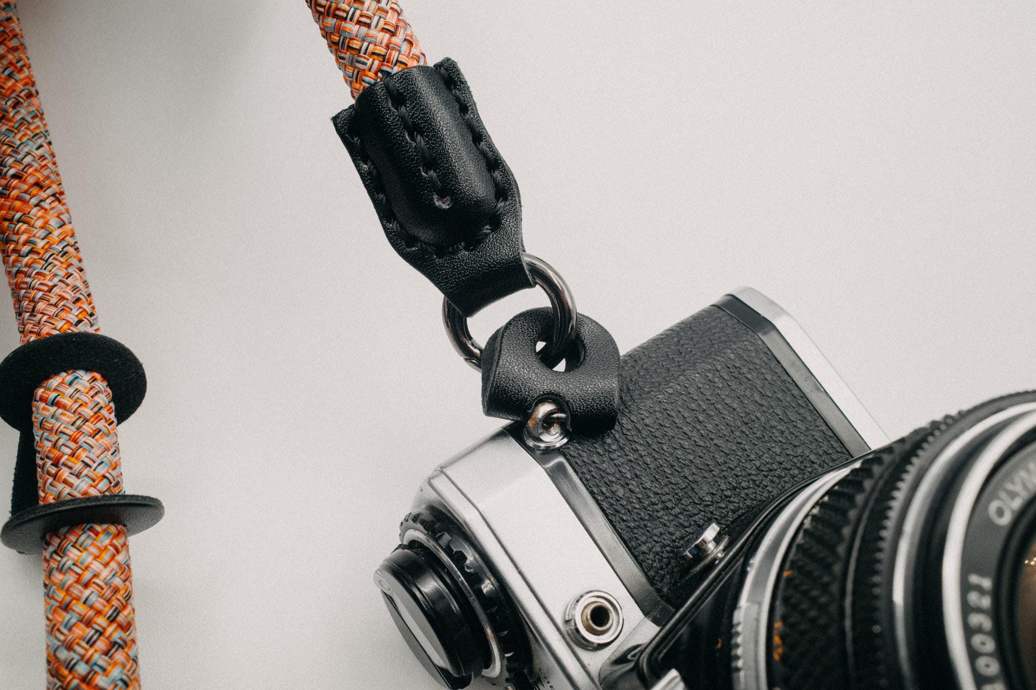 Tracolla Per Fotocamera Mikiuly A Sgancio Rapido – Corda Regolabile In Nylon, Leggera E Comoda Per SLR, Mirrorless E DSLR (Nero)