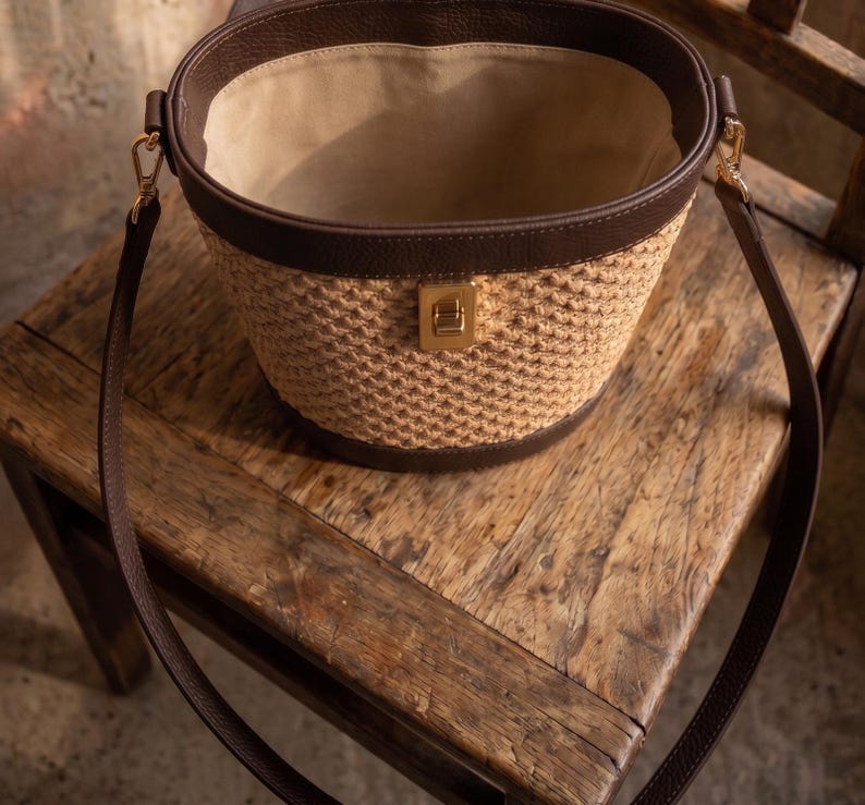 Leather and Raffia Bucket Bag, Handmade Straw Crossbody Bag, Made in Italy Summer Woven Purse, Vintage Style Artisan Leather Handbag image 5