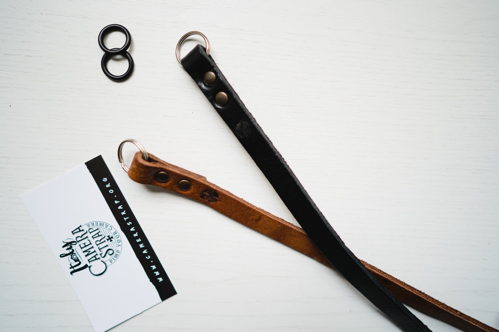 アクセサリー Bungee Leather Neck Strap Off Black Bungee Leather Neck Strap Off Black | meanswhile