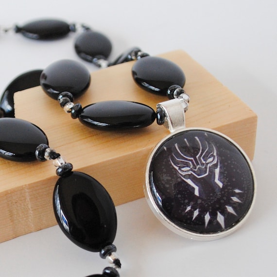 Black Panther, Necklace, Hand-knotted Glass Jewelry, Cabochon