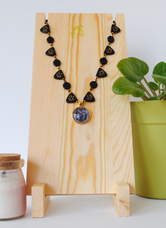 Gold Black Panther Necklace Hand 