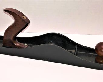 Vintage 1800's 22-Inch Marsh M7 Metal Corrugated Jointer Plane in Excellent Condition - Rare Find!