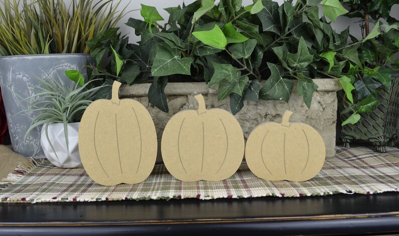 Bat Wood Craft- DIY Halloween Craft - Unfinished Fall Mantle Decorations- DIY Tiered Tray Wood Bat Craft- Bat Cutout- Bat Decoration Bild 6