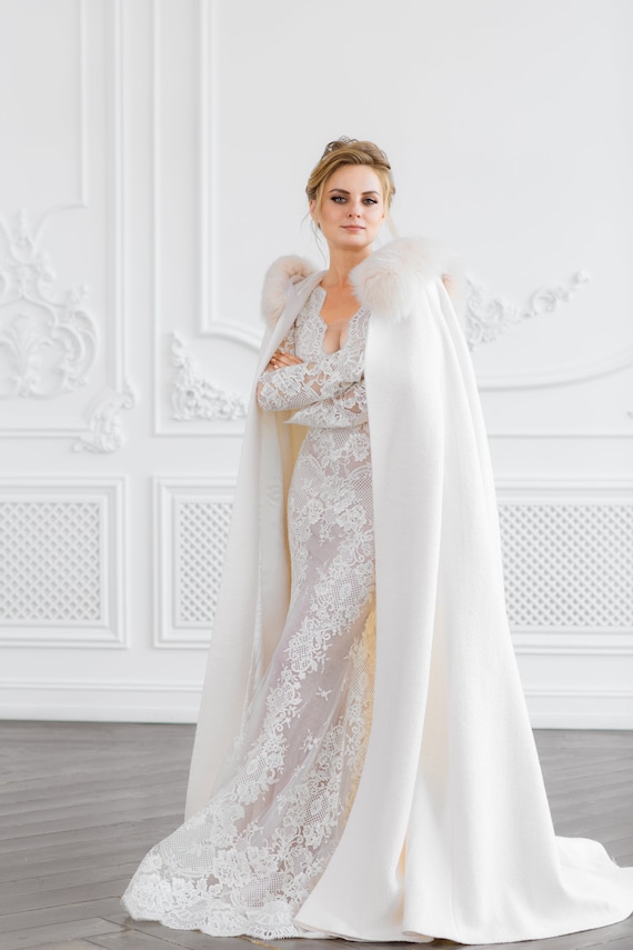 Wedding Cape Coat for Winter Wedding Dress, Fur Bridal Jacket for