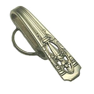 Purse Hook Classic Filigree  Key Finder Key Ring Keychain Silverplate Silverwear
