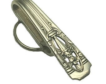 Purse Hook Classic Filigree  Key Finder Key Ring Keychain Silverplate Silverwear