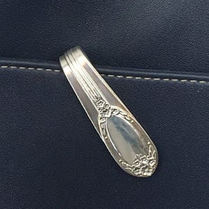 Vintage Purse Hook Clip Silver Key Finder Key Ring Keychain Silverplate Silverware Antique Rose