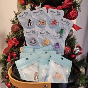 Magic Pins Disney by Vaëma