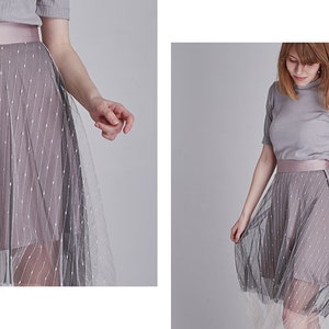 SKIRT: Mauve embroidered double layered satin midi tulle skirt image 6