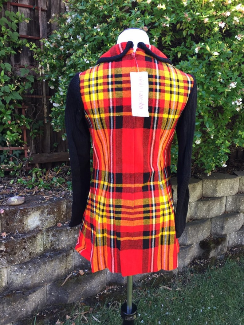 Vintage 70s sweater tunic red plaid deadstock Vicky Vaughn XSS
