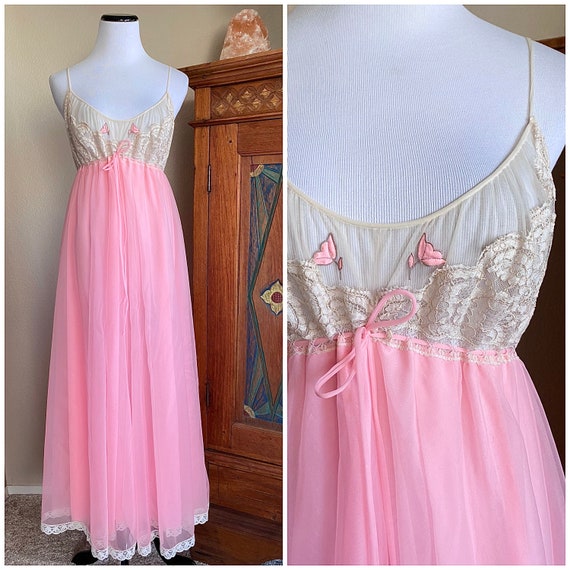 Vintage 50s 60s peignoir nightgown lace pink - image 1