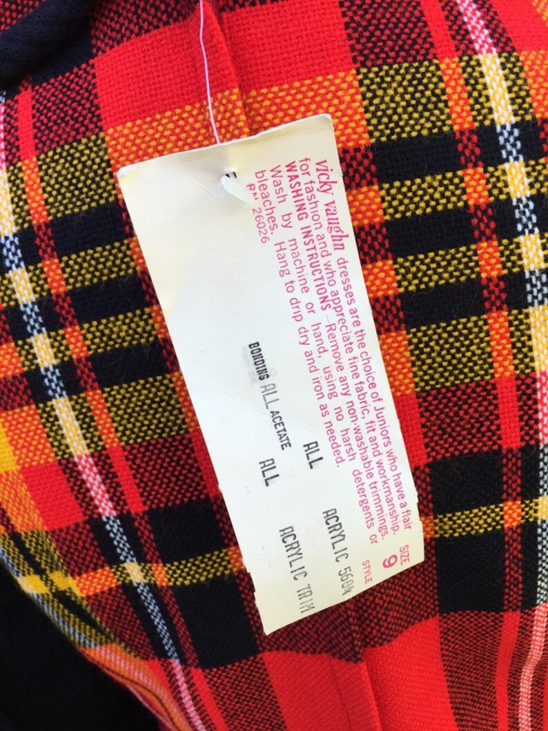 Vintage 70s sweater tunic red plaid deadstock Vicky Vaughn XSS