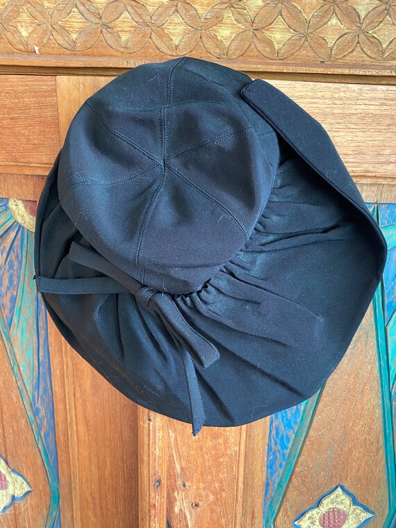 New Look vintage gathered plate hat black flexible - image 3