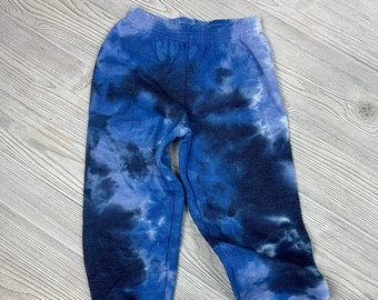 Dziecięce spodnie dresowe tie-dye // "SKY" - odcienie niebieskiego