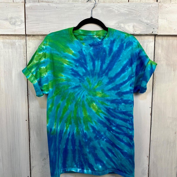 turquoise tie dye shirt