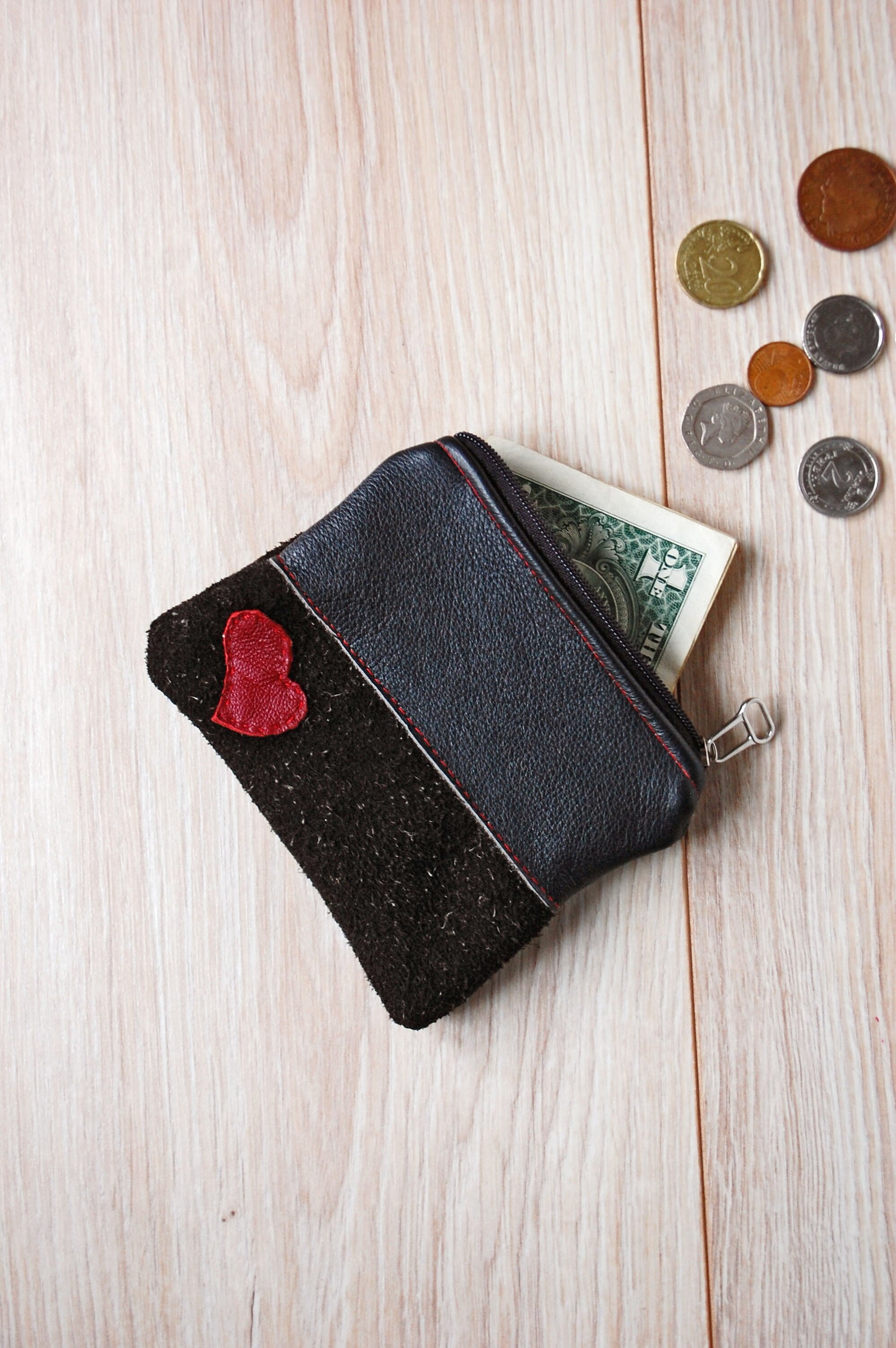  BESTOYARD Leather Coin Purse Change Holder Heart Shaped Coin Bag  Change Pouch with Zipper Coin Pouch Change Wallet Handbag Pendant Charms  for Party Favor Stocking Stuffers : Clothing, Shoes & Jewelry