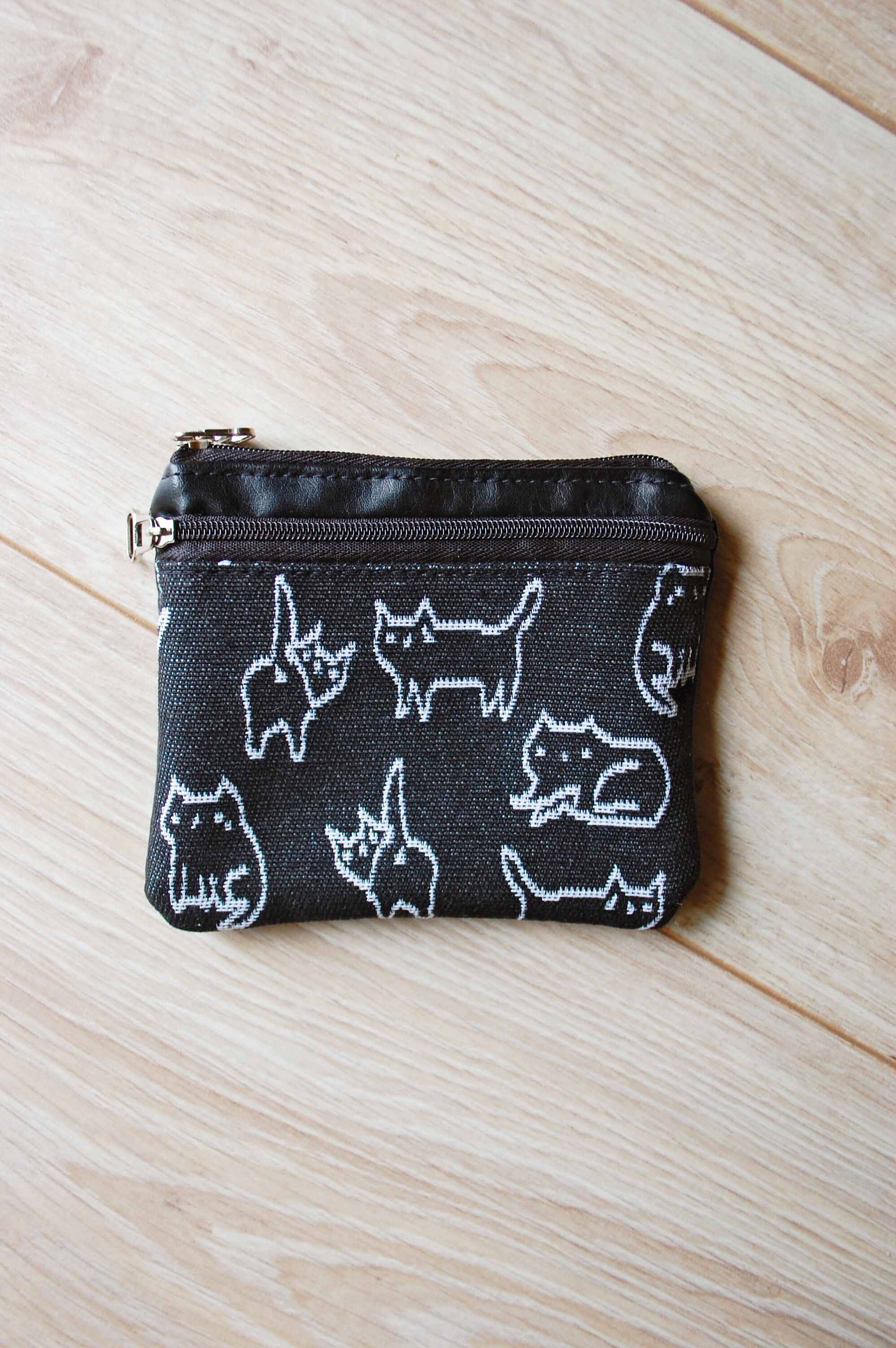 Guardian Cat Embossed Purse 18.5cm