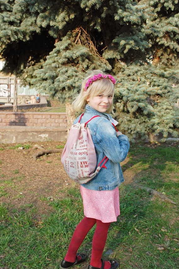 DESTIRA Unicorn Doodles Gym Bag – Cute & Spacious Drawstring Bag