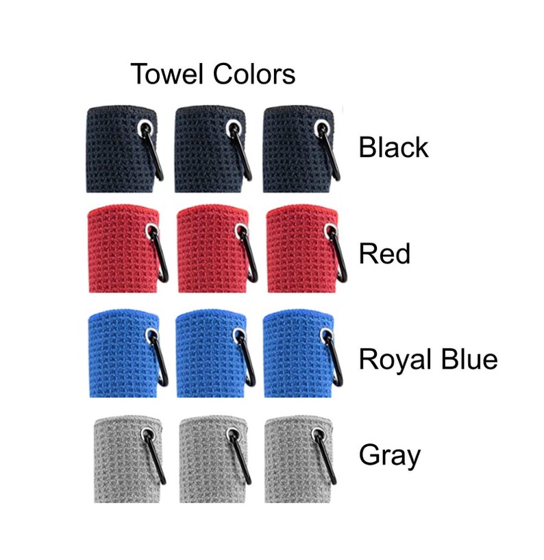 Puede incluir: Colores de toalla: Negro, Rojo, Azul Real, Gris. Cuatro filas de tres toallas de microfibra, cada fila de un color diferente. Cada toalla tiene un lazo de colgar negro.