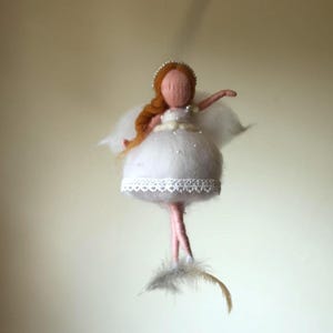Needle felted  Ballerina With a White Lace Dress Dancing on a Feather, Waldorf Inspired Dancing Mobile Felt, Girl&#39;s Bedroom, White Angel