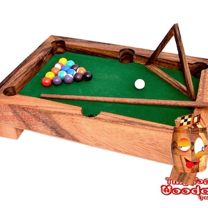 Table Billiard small Table Billiard in the Office Version Wooden Billiard Entertain Game for young and old Wooden game with dimensions 19.0x28.0 x 5.5 cm
