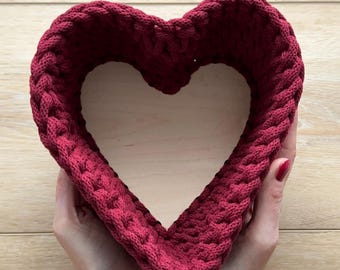 Crochet Heart Basket with Wooden Base – Digital Video Tutorial | DIY Gift & Home Decor