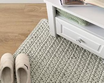 Crochet Chunky Rug pattern - Decorative crochet bedroom rug PDF for beginner -  Bobbiny Braided Cord PDF Digital