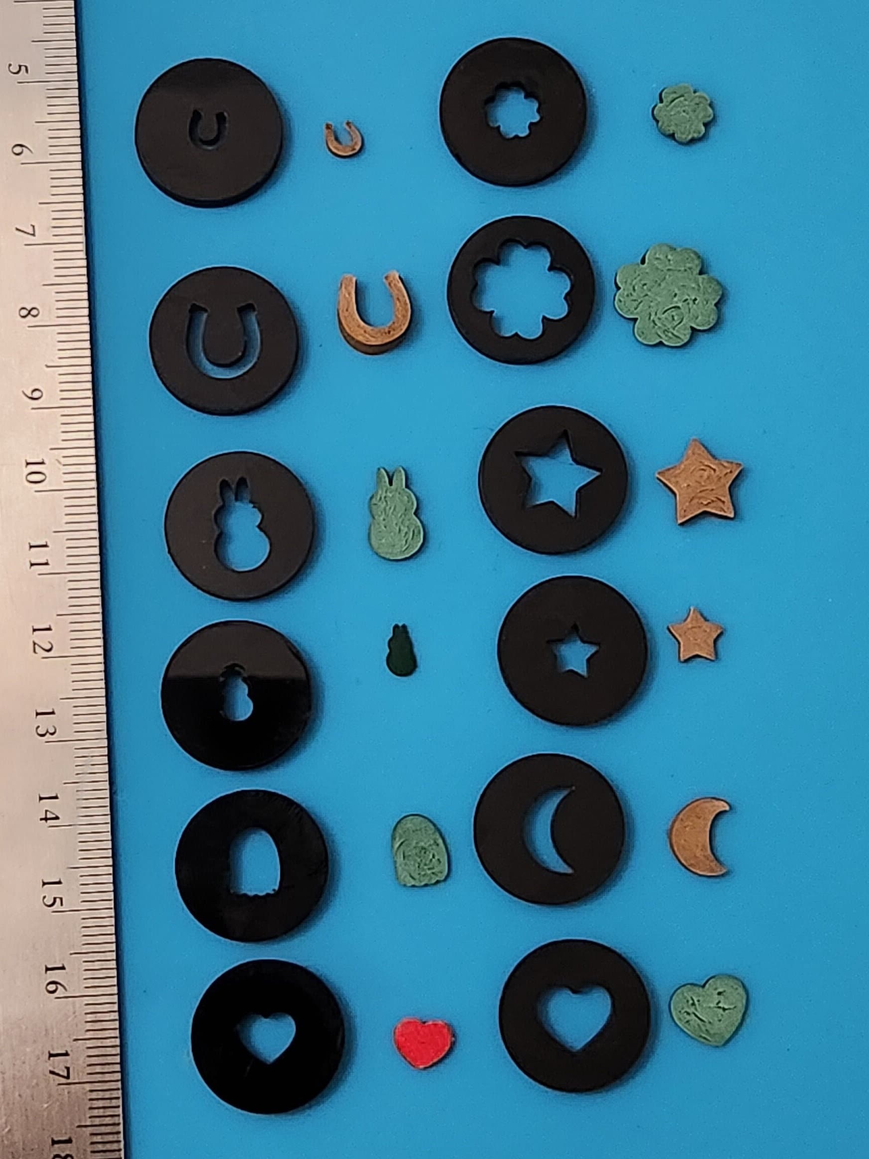 18mm Extruder Disks for clay, sugar & soap dough
