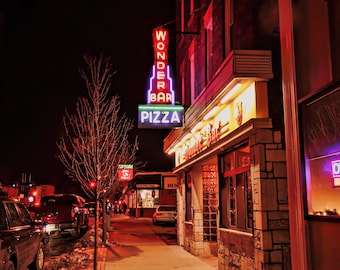 Escena de la acera de Wonder Bar