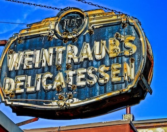 Weintraubs Deli Signo