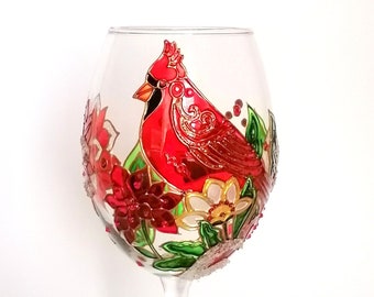 Weihnachtsweinglas. Personalisiertes handbemaltes Weinglas mit rotem Kardinal und Weihnachtsstern. Geschenk für die beste Freundin. Weihnachtsgeschenk für Eltern