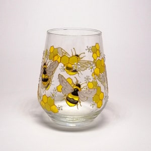 Bee wine glass personalised Hand painted bee wine tumbler New home gift Bee lover gift for boyfriend Anniversary Gift for parents