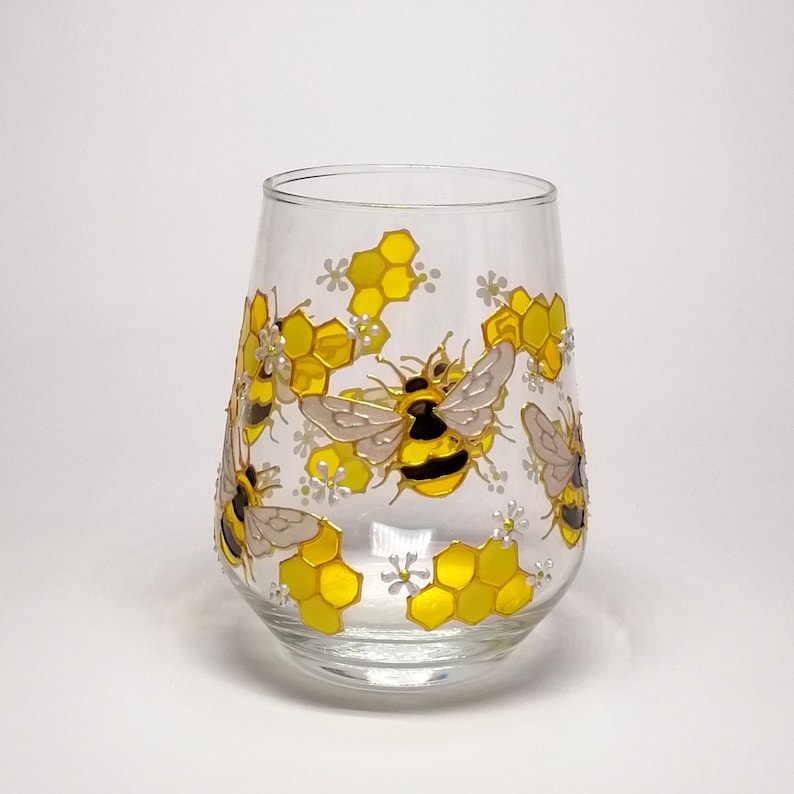 Bee wine glass personalised Hand painted bee wine tumbler New home gift Bee lover gift for boyfriend Anniversary Gift for parents